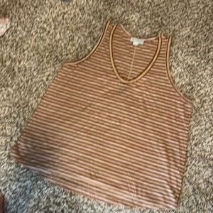 ⭐️5 for $20⭐️Treasure and bond tank, like new